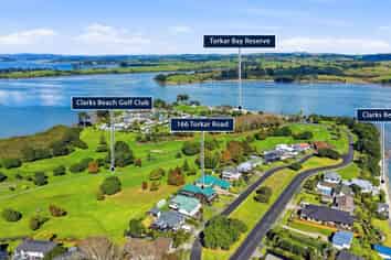166 Torkar Road, Clarks Beach