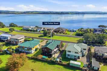 166 Torkar Road, Clarks Beach