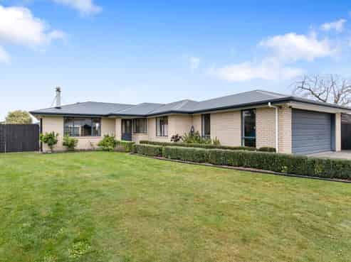 3 Stanwood Grove, Darfield