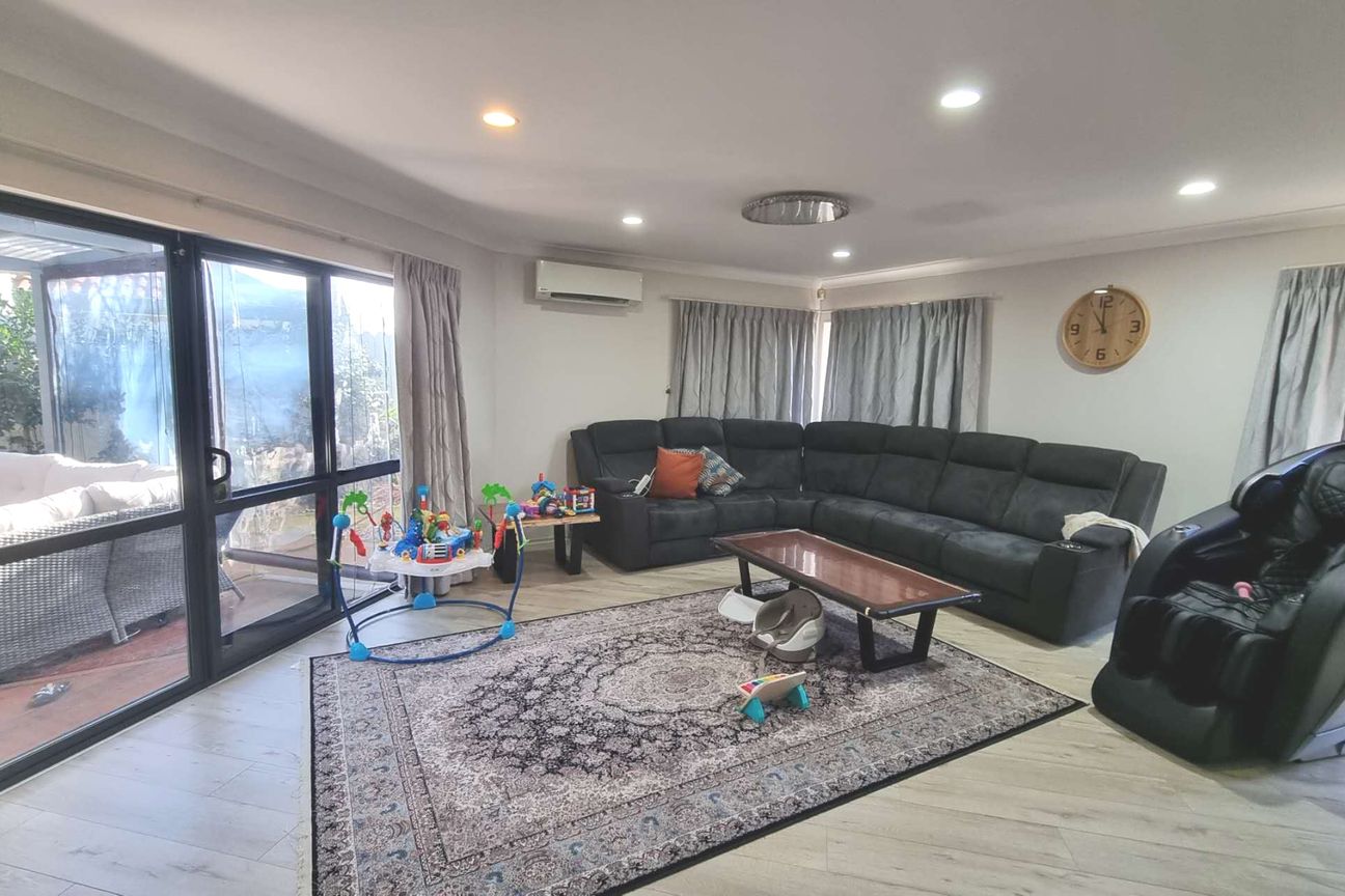 4 bedrooms + 2 bathrooms - Widok 2