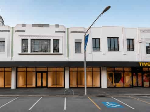 Premium Retail On The Square - 430sqm
