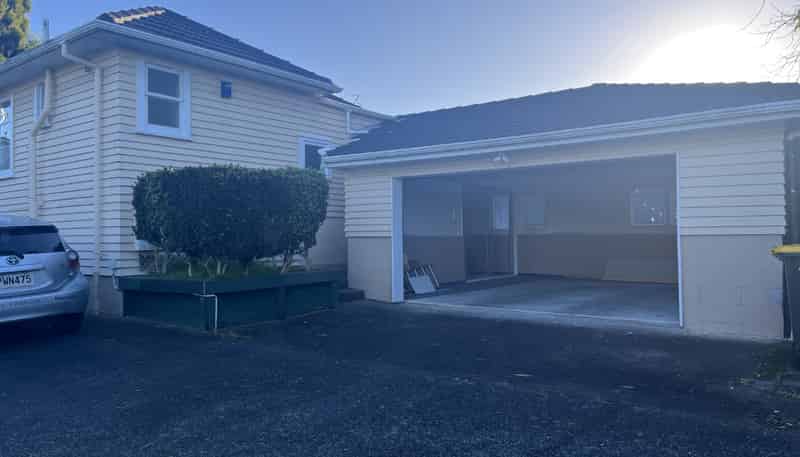 24 Croydon Road, New Lynn