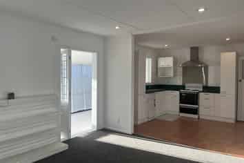 24 Croydon Road, New Lynn