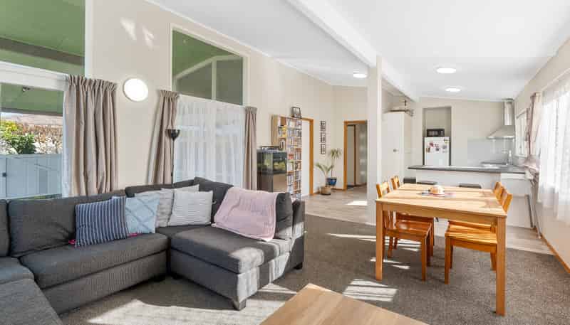 39 President Avenue, Papakura
