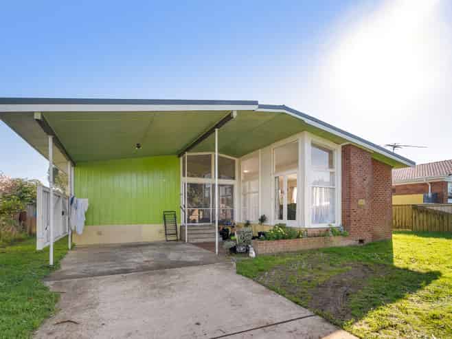39 President Avenue, Papakura