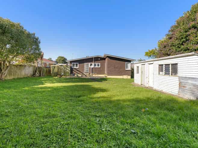 39 President Avenue, Papakura