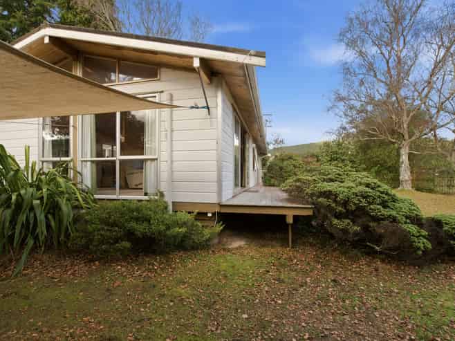 4 Irwin Place, Kinloch