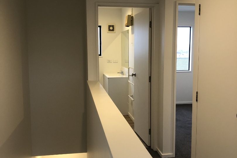 Spacious four bedroom, three-storey townhouse! - Fler