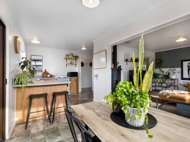 9 Bary Street, Springlands