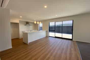 45 Candlesticks Cresent, Lincoln