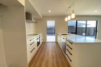 45 Candlesticks Cresent, Lincoln
