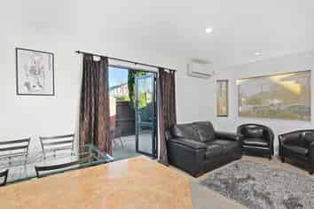 A/17 Burke St, Addington
