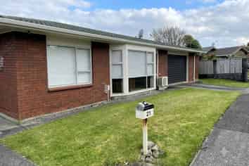 21 Mayfair Place, Westown