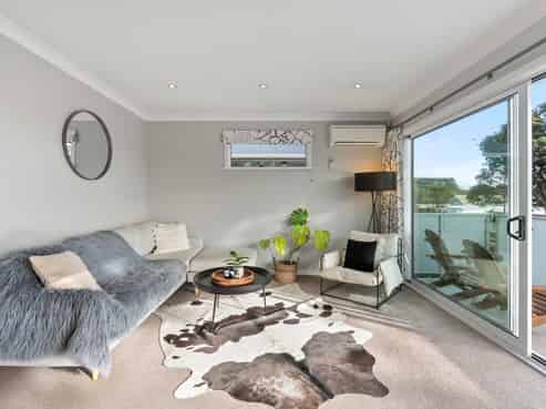 225 Muritai Road, Eastbourne