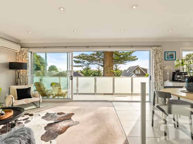 225 Muritai Road, Eastbourne