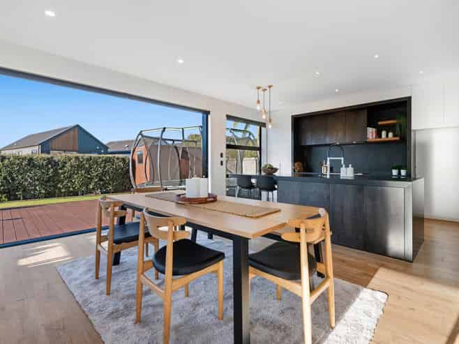 66 Colonial Drive, Millwater