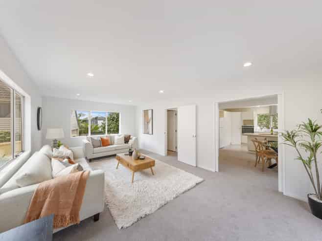 2/142 Riddell Road, Glendowie