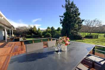 2277 Lake Road, Frasertown