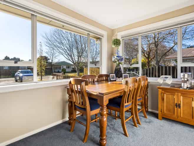 25 Barnes Road, Redwood