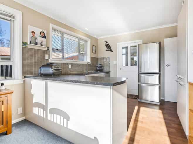 25 Barnes Road, Redwood