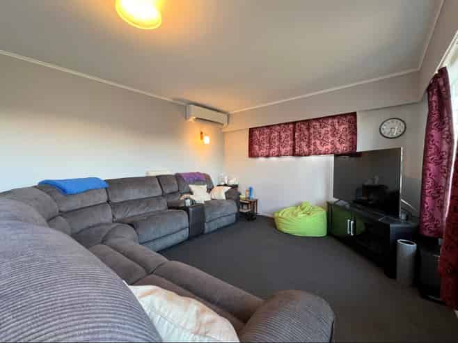 48 Joanna Place, Deanwell