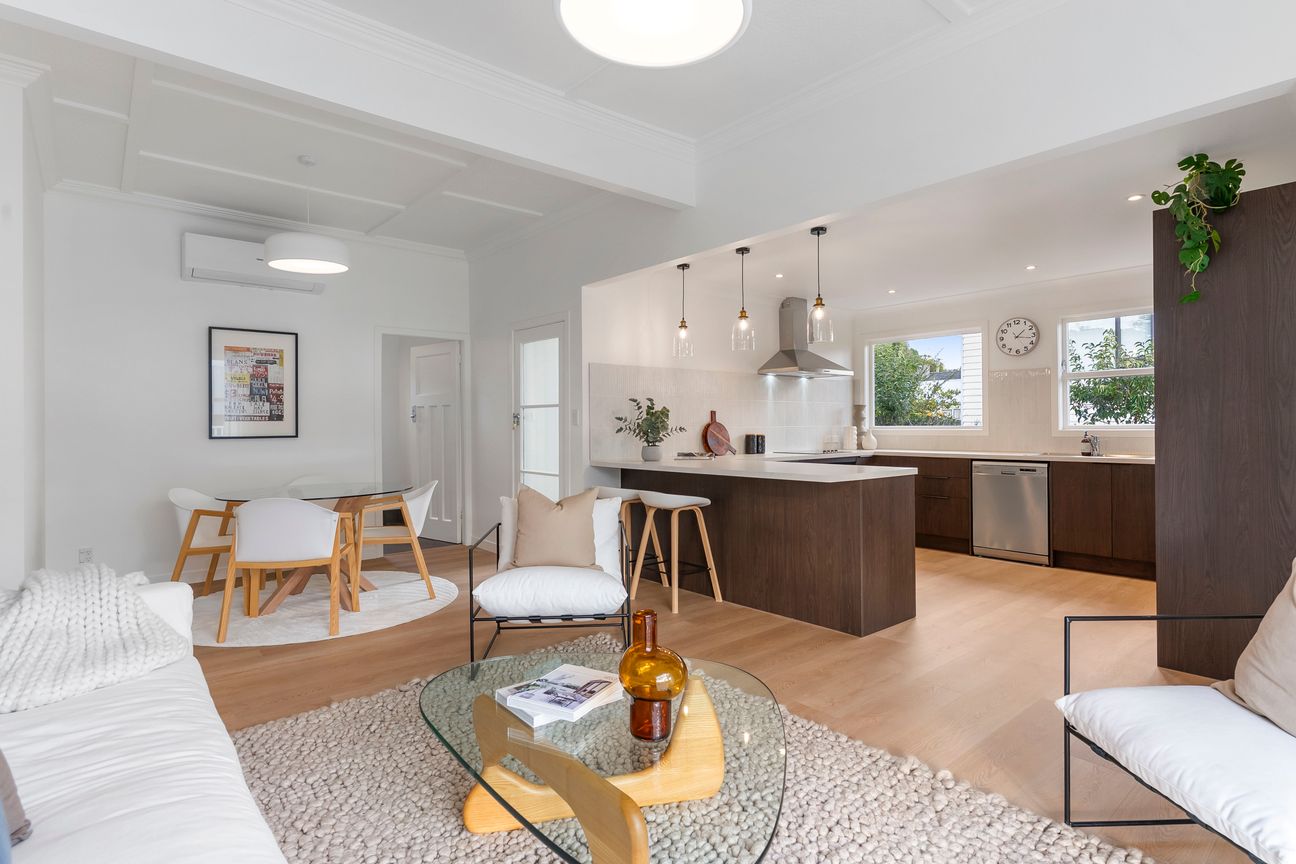 Exceptionally Charming - Vaade 5