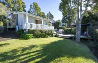82 Kauri Point Road, Laingholm