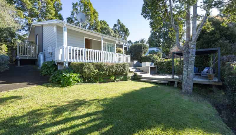 82 Kauri Point Road, Laingholm
