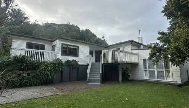 25 Lysnar Road, Wainui