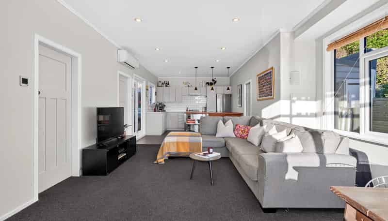 231 Muritai Road, Eastbourne