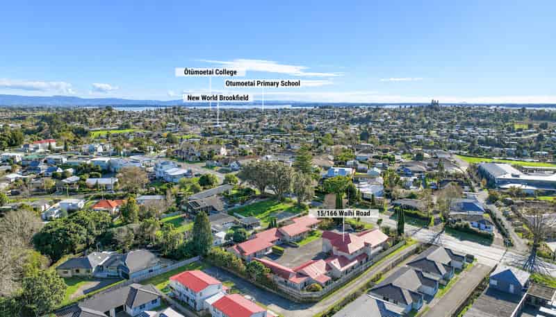 15/166 Waihi Road, Judea