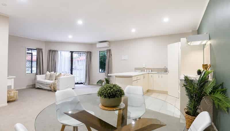 15/166 Waihi Road, Judea
