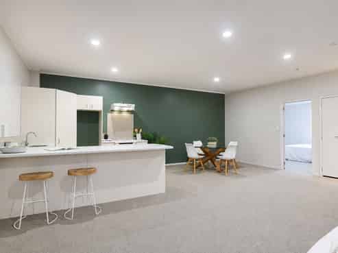 15/166 Waihi Road, Judea