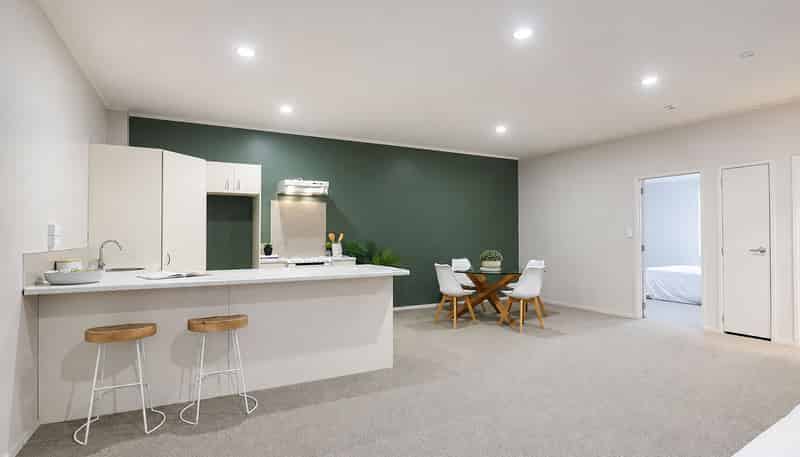 15/166 Waihi Road, Judea