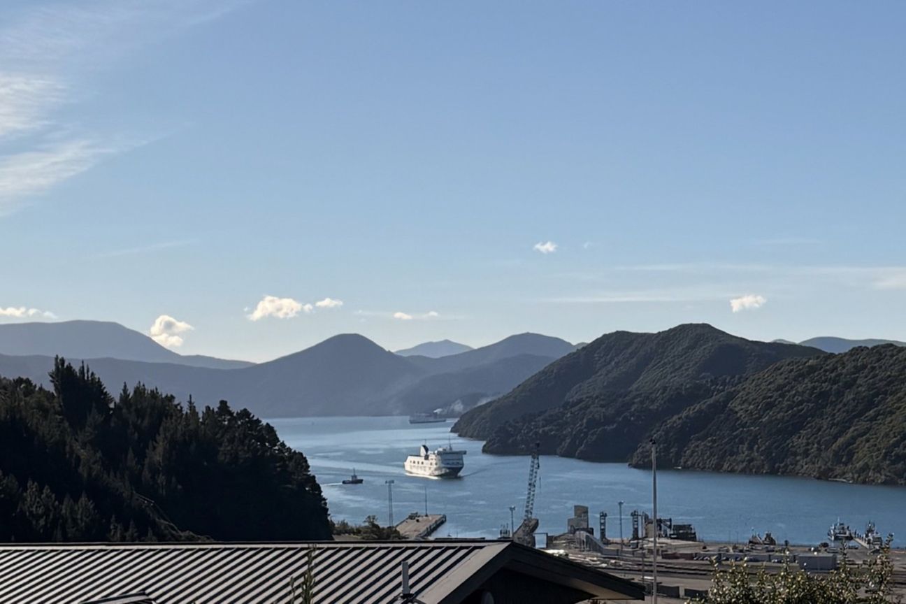 Water views in top location - Widok 2
