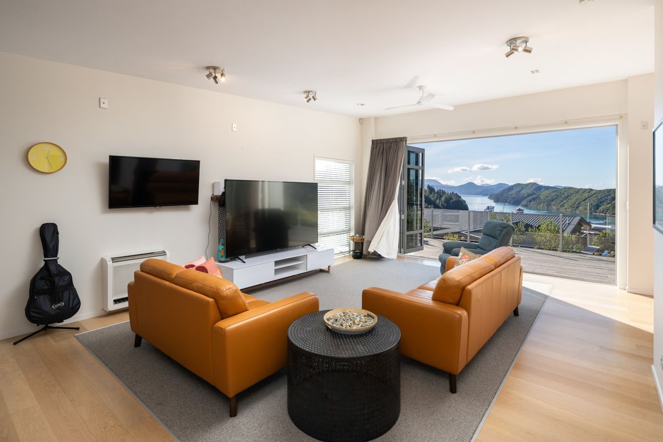 Water views in top location - Widok 3