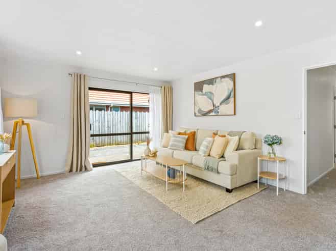 8B Grove Street, Saint Kilda