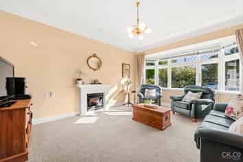 64 Totara Crescent, Woburn