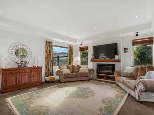 6 Houlahan Street, Clyde