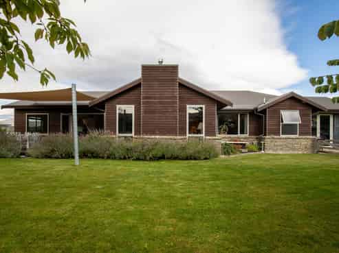 6 Houlahan Street, Clyde
