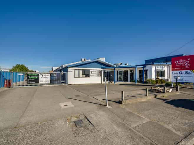Owner Occupier Opportunity with Income