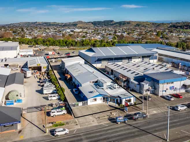 Owner Occupier Opportunity with Income