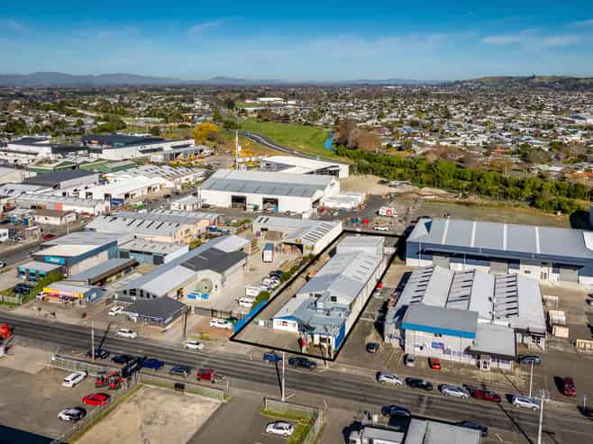 Owner Occupier Opportunity with Income