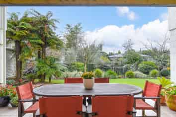10 Wharepaina Crescent, Springfield