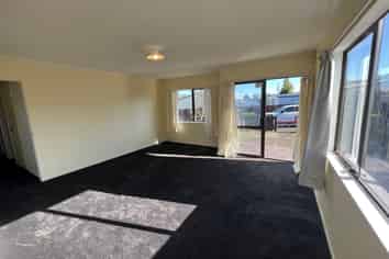 1/56A Burundi Avenue, Clendon Park