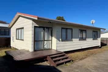 1/56A Burundi Avenue, Clendon Park