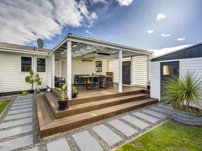 16 Surrey Street, Taradale