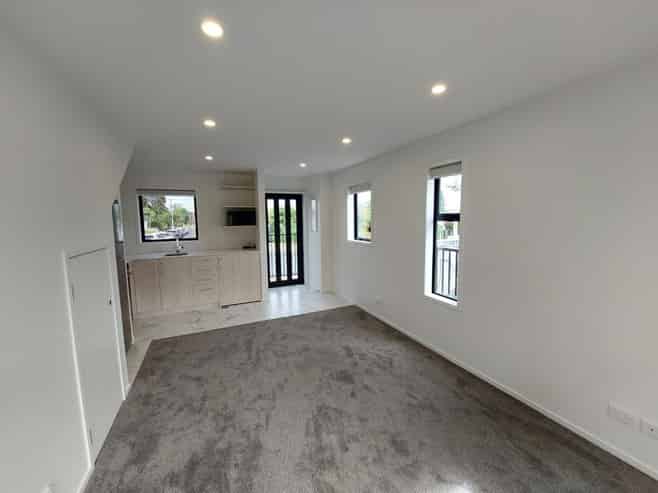 1/57 Taikata Road , Te Atatu Peninsula
