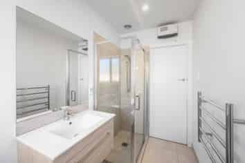 156 Springs Road, Hornby