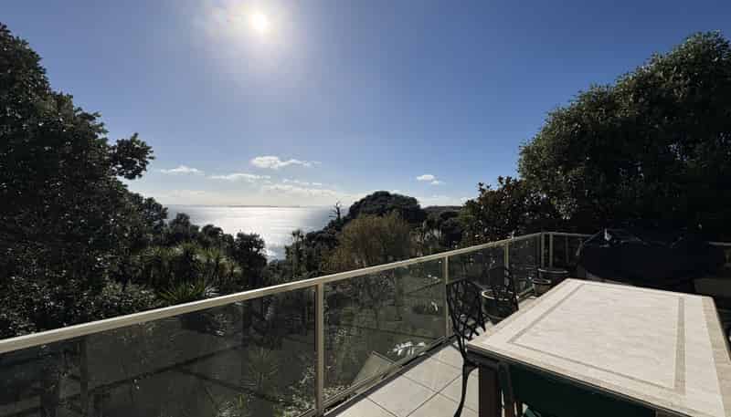 1442 Whangaparaoa Road, Army Bay